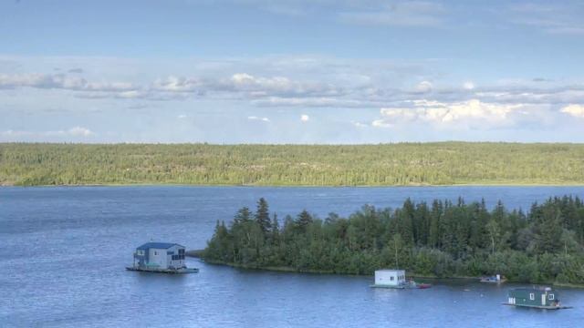 View of Smoke From Yellowknife Forest Fire смотреть онлайн