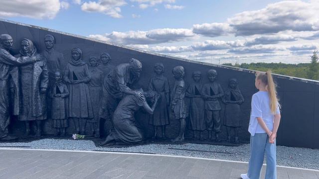 Мемориал мирным жителям СССР-жертвам нацистского геноцида под Гатчиной