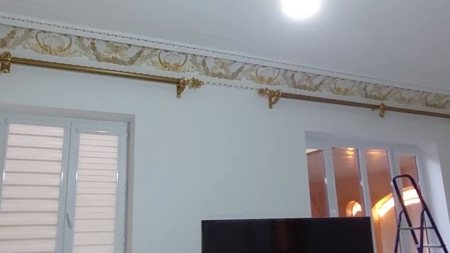 установка трубных карнизов с декорными ножками смотреть онлайн