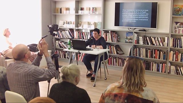 СТИГМАТЫ СОСЛОВИЯ. Читает лекцию Адоньева С.Б.