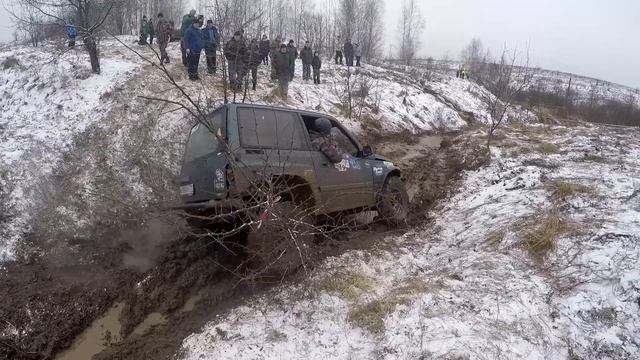 Бездорожье SUV Снежная Карусель часть 2 Niva vs Uaz покатушки 4x4 смотреть онлайн
