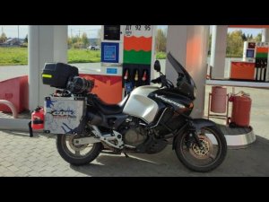 Еду на Хонда Варадеро по трассе в Ханты-Мансийск