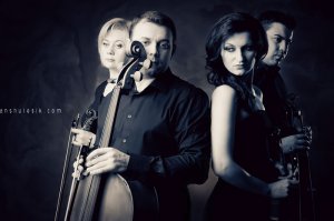 "Список Шиндлера"
музыка Джона Вильямсона