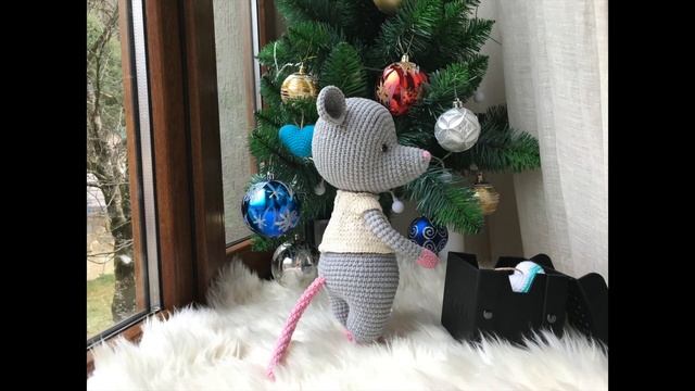 Новогодняя сказка о том, как мои звери ёлку наряжали? смотреть онлайн