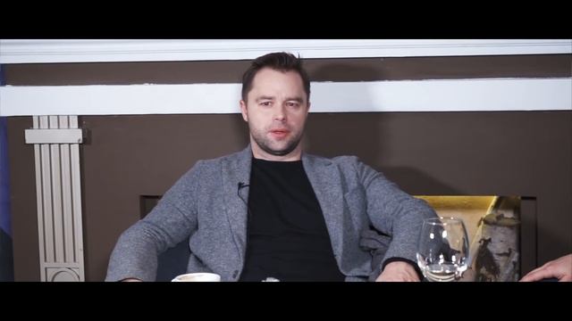 Почему он не женится? Семья - это штамп? Кто такой подкаблучник? Гость Виталий Гогунский. смотреть онлайн