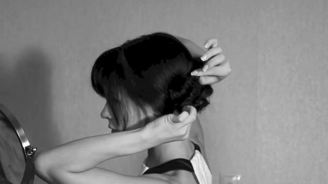 БЫСТРАЯ, КРАСИВАЯ ПРИЧЕСКА на каждый день | прическа на КАЖДЫЙ ДЕНЬ смотреть онлайн