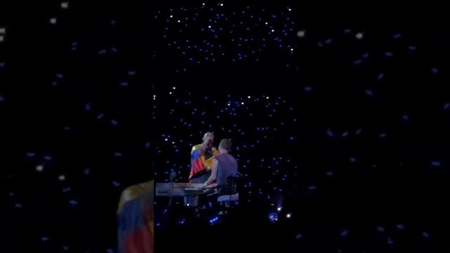 Manuel Turizo y ColdPlay - La Bachata Remix Bogotá | Live Coldplay смотреть онлайн