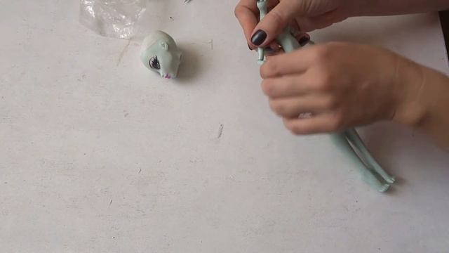 Как починить разболтанные шарниры у куклы смотреть онлайн