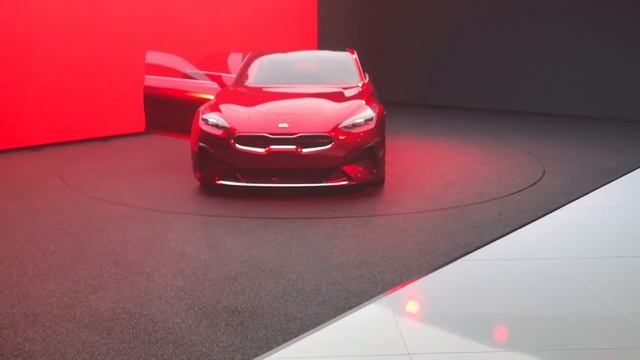 KIA Proceed Concept | LIVE al Salone di Francoforte 2017 смотреть онлайн