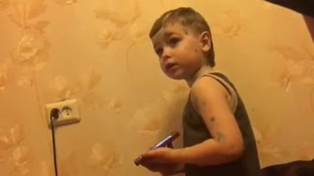 Будущий певец))) смотреть онлайн