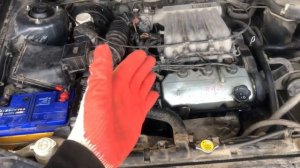 Где находится номер двигателя на автомобиле Mitsubishi Diamante