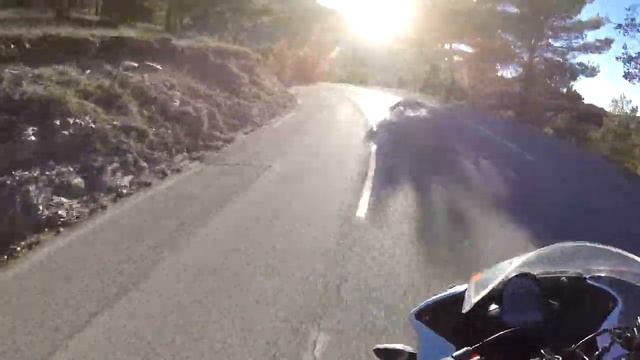 [Essai#4] Honda CBR125r '2016 смотреть онлайн