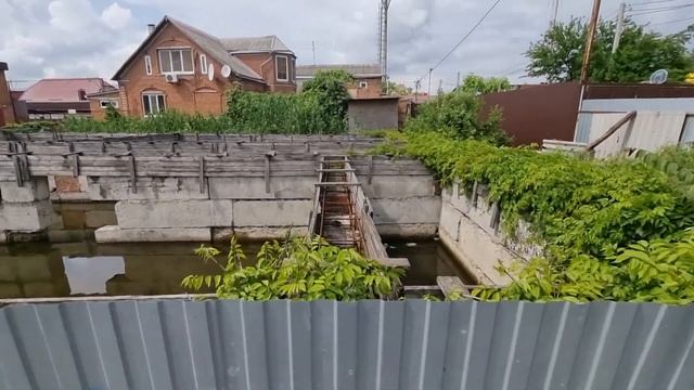 Земельный участок 5 сот. Центр, курортная зона. Ростовская обл., г. Таганрог, пер. 2-й Лодочный, 1- смотреть онлайн