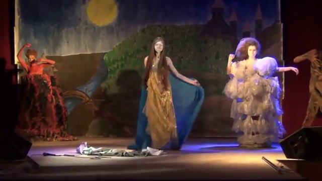 ПГСГА. "Студенческий дебют 2013" - 4. Оригинальный жанр. Дефиле «Стихии во вселенной» (ФСО) смотреть онлайн