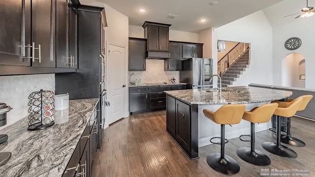 Tamela Mann's HUSBAND, 5 Children, HOUSE TOUR, Cars, Net Worth 2024, and More смотреть онлайн