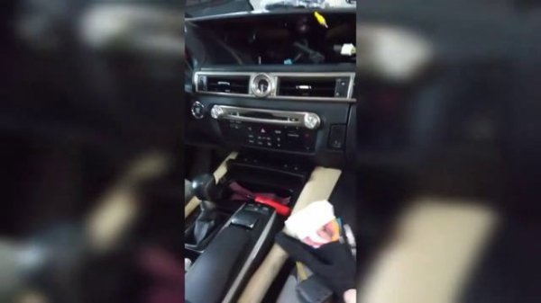 lexus gs350 ставим дорогую медиа систему , это было "очень просто" !