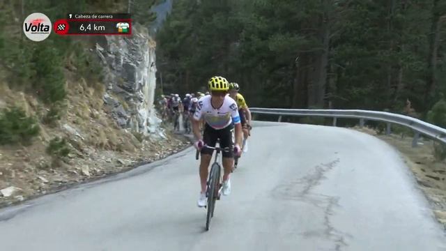 🚀🇨🇴 El cohete Ataque de Esteban Chaves! #VoltaCatalunya102 смотреть онлайн