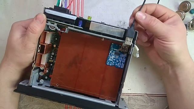 Дисковая магнитола AUDI Concert, устанавливаем USB. смотреть онлайн