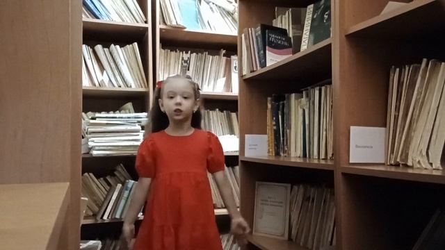 Сергей Есенин "Тётя Мотя в розовом капоте" Читает Мищихина Ярослава. смотреть онлайн