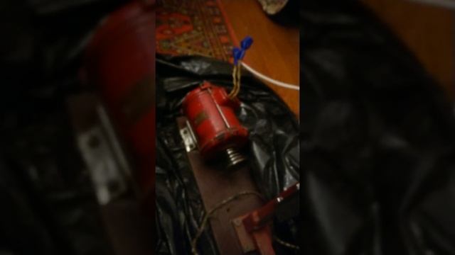 Выбег ротора маленького электродвигателя смотреть онлайн