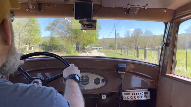 Spring morning drive in a 1932 Ford Model B смотреть онлайн