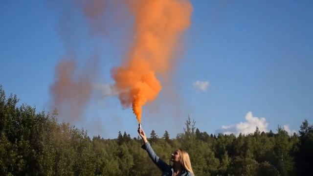 Цветной дым с фитилем - оранжевый Russian Smoke смотреть онлайн