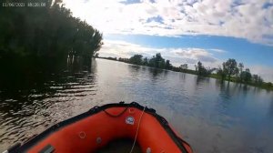Глиссер на лодке с мотором 15 л.с.