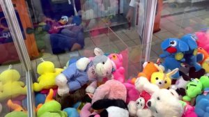 БУКВАЛЬНО ОГРАБИЛИ АППАРАТ ХВАТАЙКА И ЗАБРАЛИ ВСЕ ИГРУШКИ