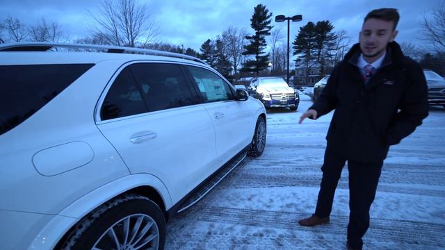 2021 Mercedes-Benz GLE 350 SUV | Video tour with Spencer смотреть онлайн