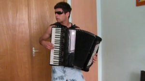 Виртуозная игра на аккордеоне