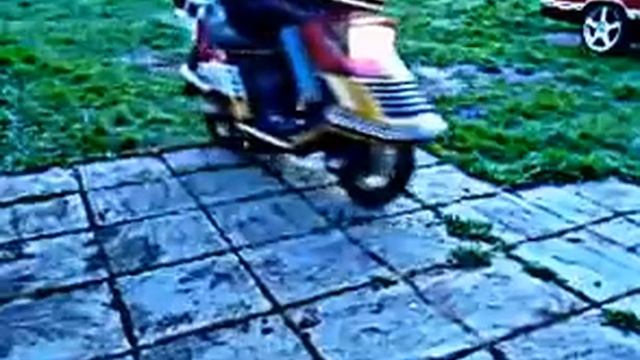 WHEELS x 1980s HONDA SPACY GAVE SPACE's SCOOTER A NEW GENERATION смотреть онлайн