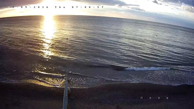 Вебкамера "Пляж Дубны". Запись 22.09.2016 07:00:17 смотреть онлайн