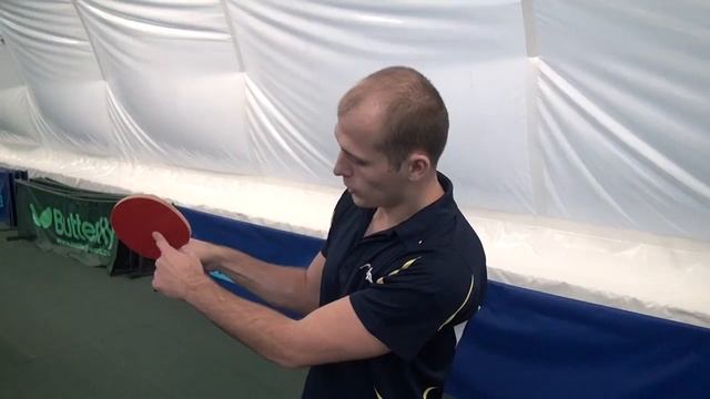 Подставка (block) справа в настольном теннисе