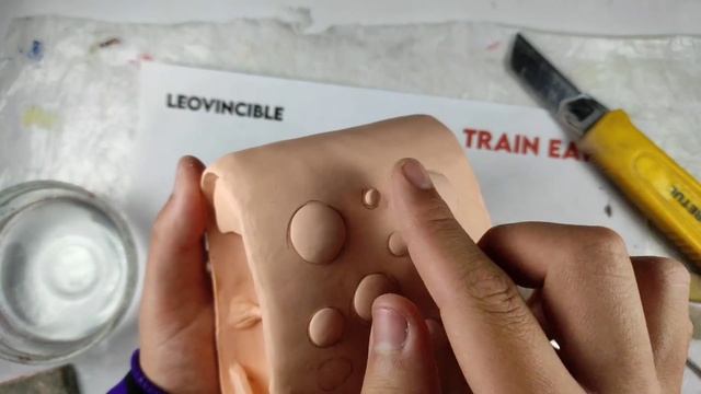 Cómo Hacer a TRAIN EATER (Se Mueve con Ruedas) de Plastilina de Leovincible | PlastiVerse смотреть онлайн