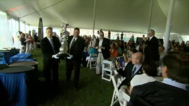 BMW ORACLE Racing: The Cup Comes to Newport смотреть онлайн