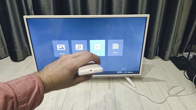 Обзор Hyundai H LED32R401WS2 - белый HD телевизор без Smart TV