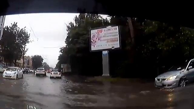 Потоп Краснодар, ул Герцена 16.05.2017 смотреть онлайн