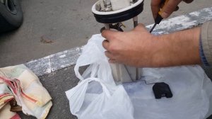 Volkswagen polo sedan не работает датчик уровня топлива