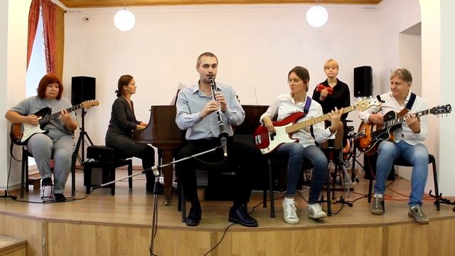 "Волшебник" М.Карр. Исполняет ансамбль "Джаз-лайнер", СДМШ №2, г.Севастополь смотреть онлайн
