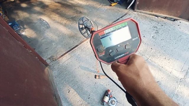 Собираюсь на коп с металлоискателем Minelab vanquish 340 смотреть онлайн