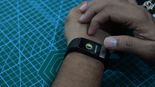Active Pixel Fitness Tracker with Temperature, Blood Oxygen Monitor, Blood Pressure Monitor, and EC смотреть онлайн