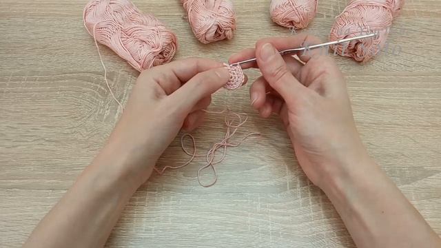 Чехол для вешалки крючком. Идея для использования остатков пряжи. Knit Solo смотреть онлайн