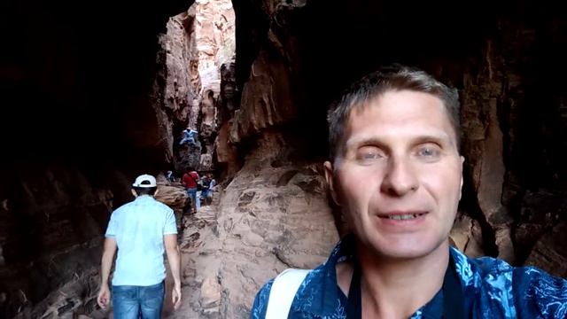 Лезем по ущелью. Пустыня Вади Рам смотреть онлайн