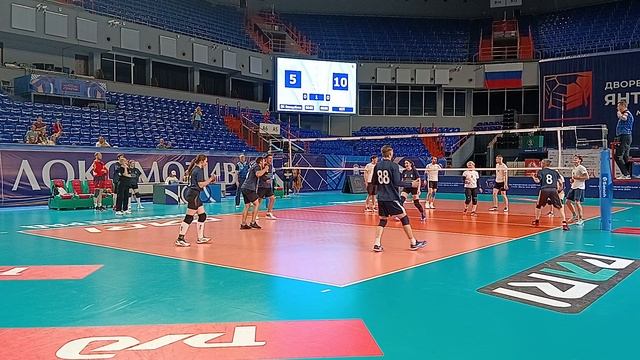 Бронзовая лига корпоративного турнира | Финал | "Стоматологи" - "Овощебаза". 1-й сет.