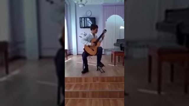 Загуляев Тарасий: В. Калинин "Спаньолетта"; Б.Калатаунд "Фандангильо" смотреть онлайн