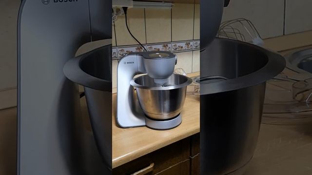 Bosch Robotgép bemutatás MUM56z40 смотреть онлайн
