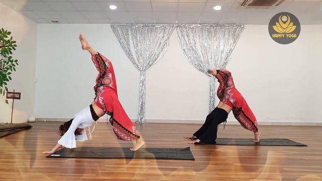 Inside flow - Fire on fire - Happy Yoga team смотреть онлайн