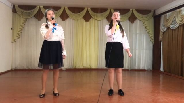 "Весняний вальс" у виконанні Гуменюк Марії та Березенської Лізи смотреть онлайн