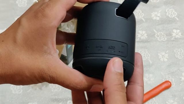Sony Bluetooth speaker смотреть онлайн