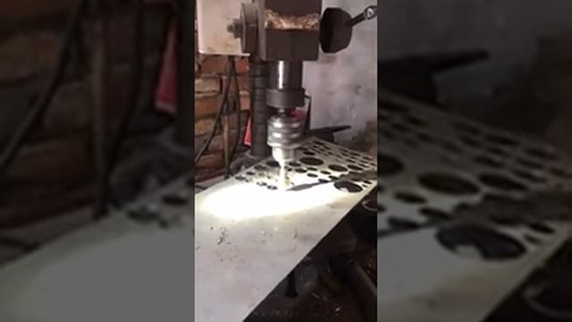 Набор сверл из быстрорежущей стали для сверления отверстий, смотреть онлайн